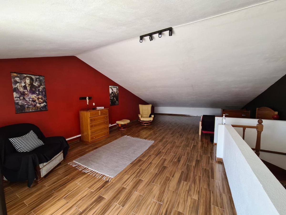 Gomes & Fortunato House Casais Brancos Экстерьер фото